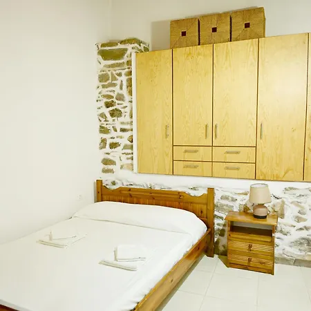 Dimitras House *